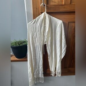 Jones New York Cream Scarf with Fringe; 100% Viscose